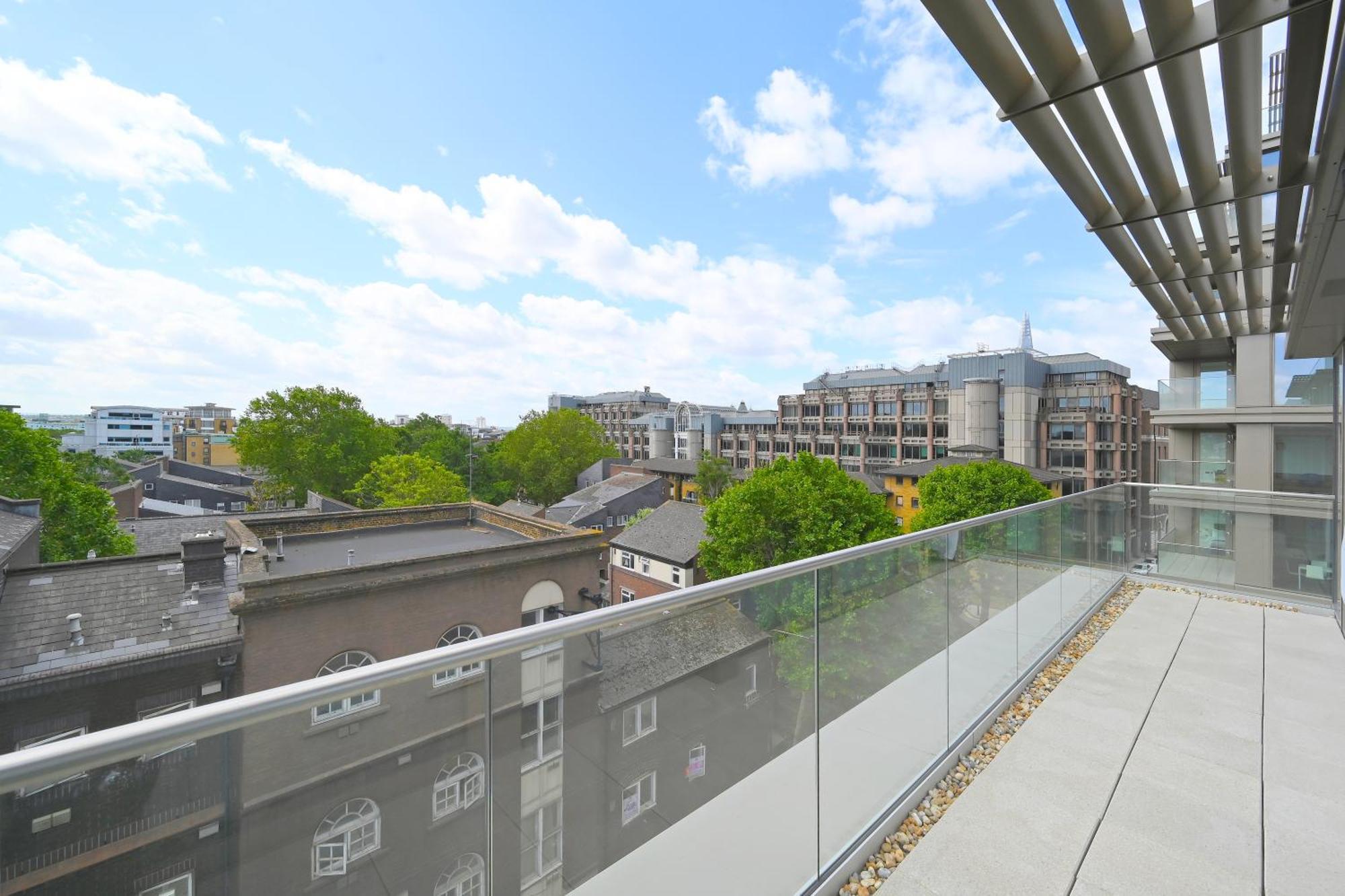 Access Tower Hill Lägenhet London Exteriör bild